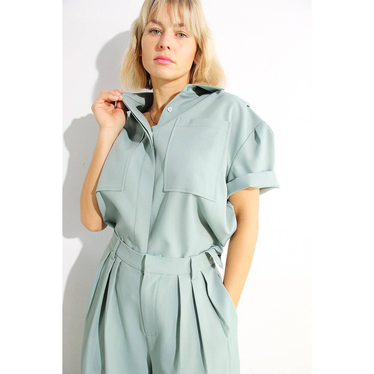 PLEATED BACK BUTTON DOWN SHIRTS TOP AND PANTS SET