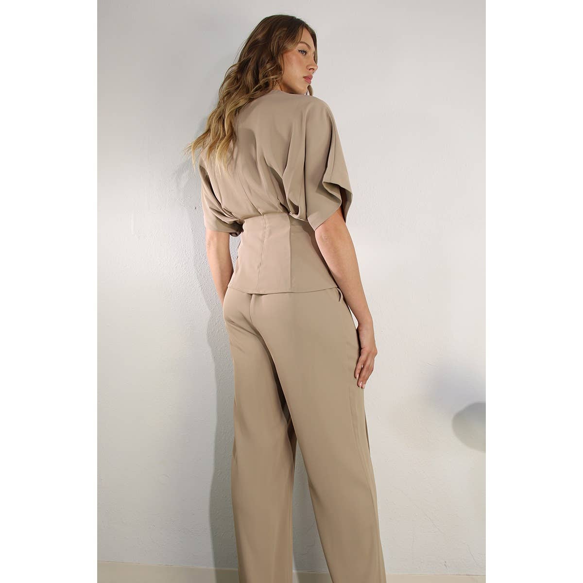 DRAPING TOP AND PANTS SET