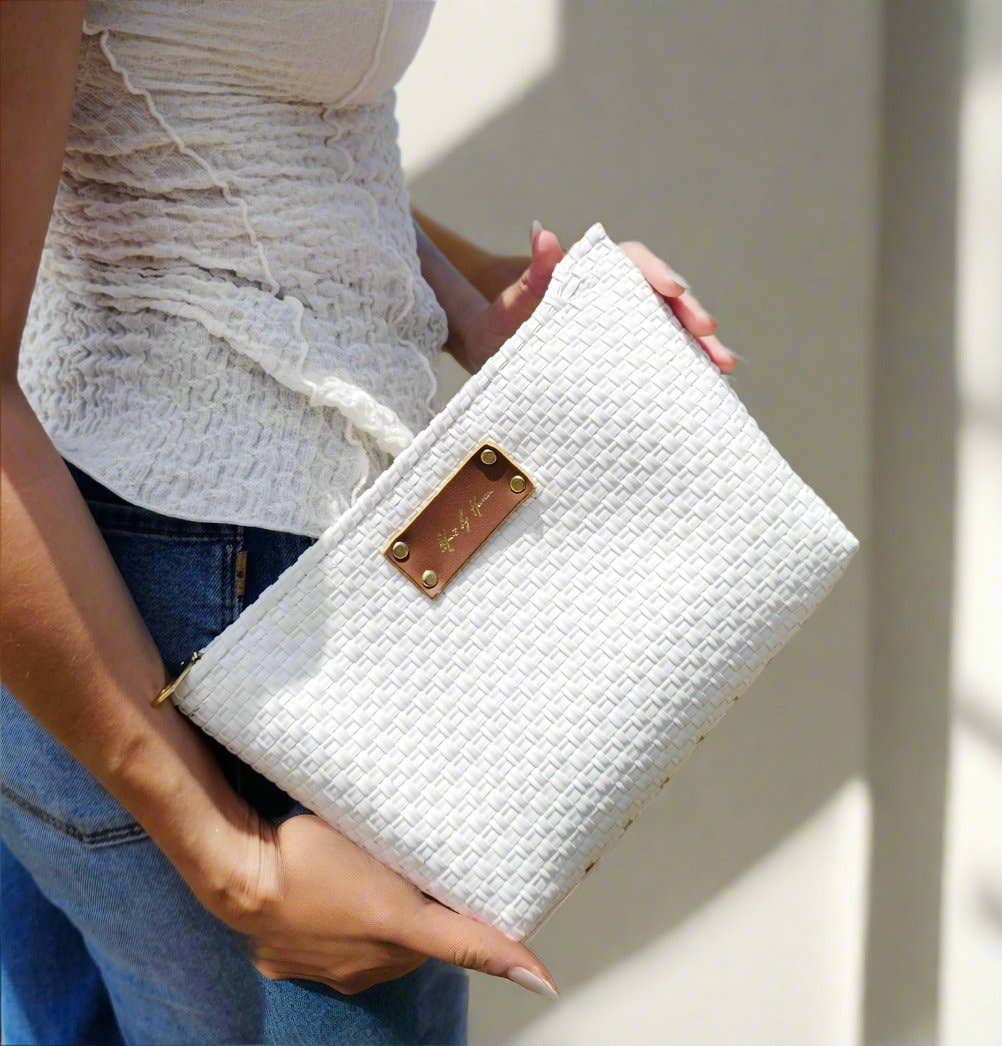 Bella Clutch Purse - Elegant Pearl