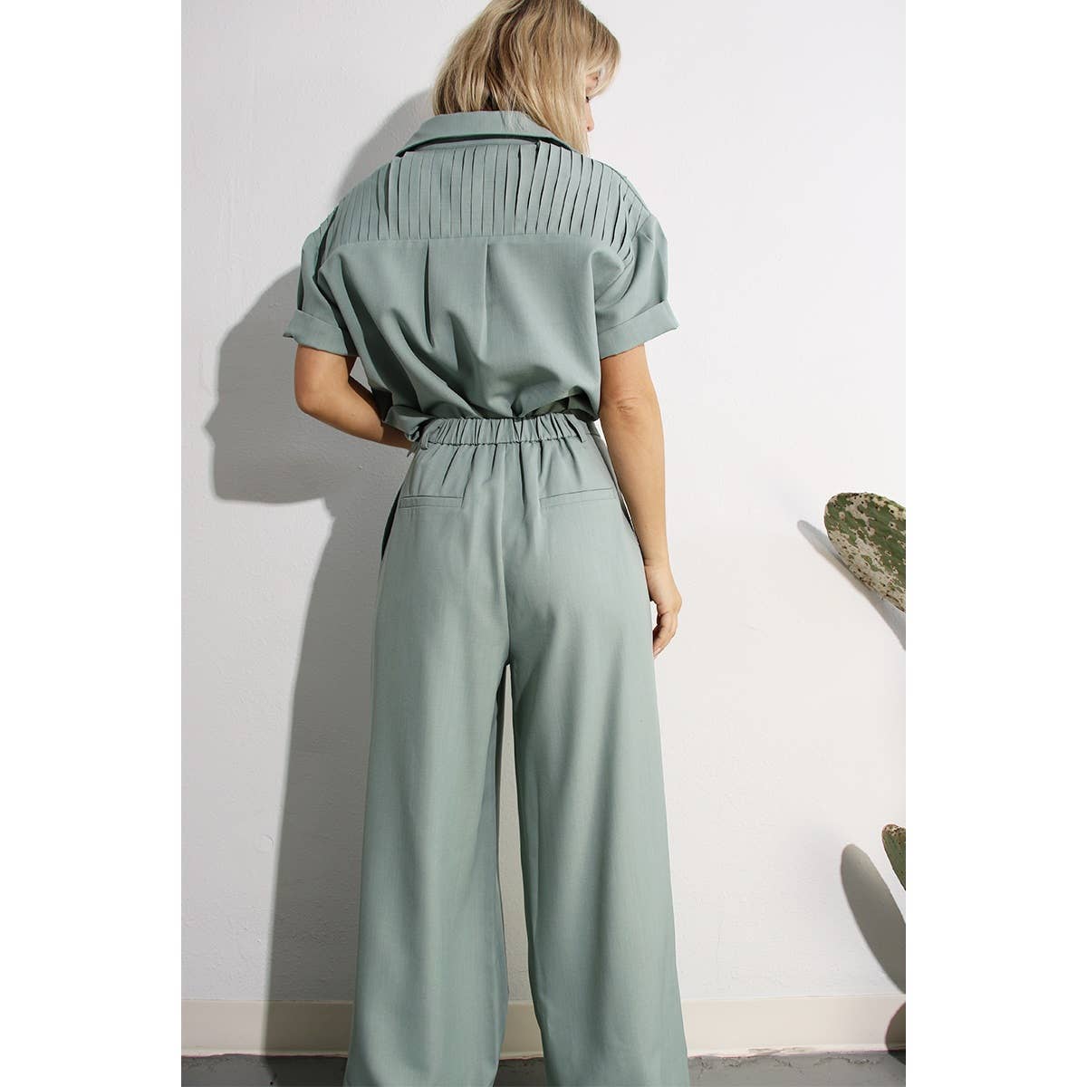 PLEATED BACK BUTTON DOWN SHIRTS TOP AND PANTS SET