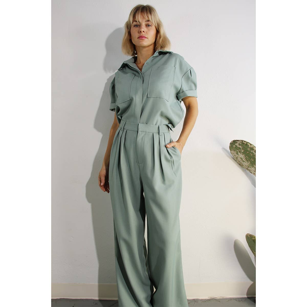 PLEATED BACK BUTTON DOWN SHIRTS TOP AND PANTS SET