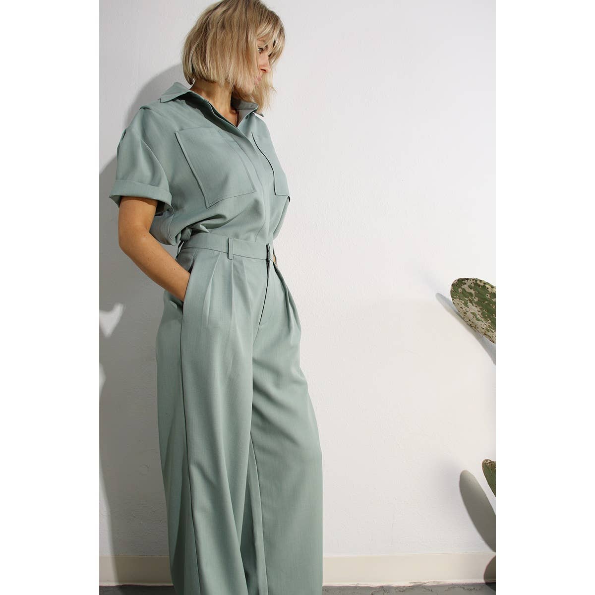 PLEATED BACK BUTTON DOWN SHIRTS TOP AND PANTS SET