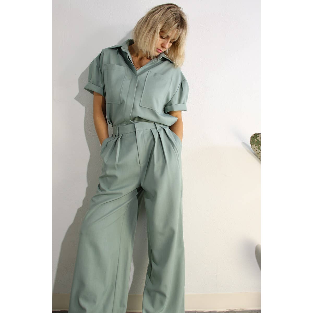 PLEATED BACK BUTTON DOWN SHIRTS TOP AND PANTS SET