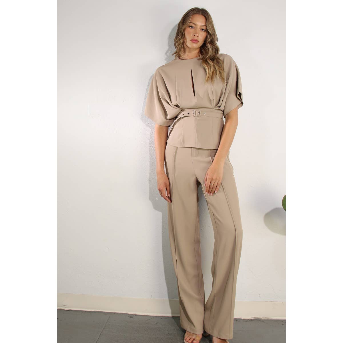 DRAPING TOP AND PANTS SET