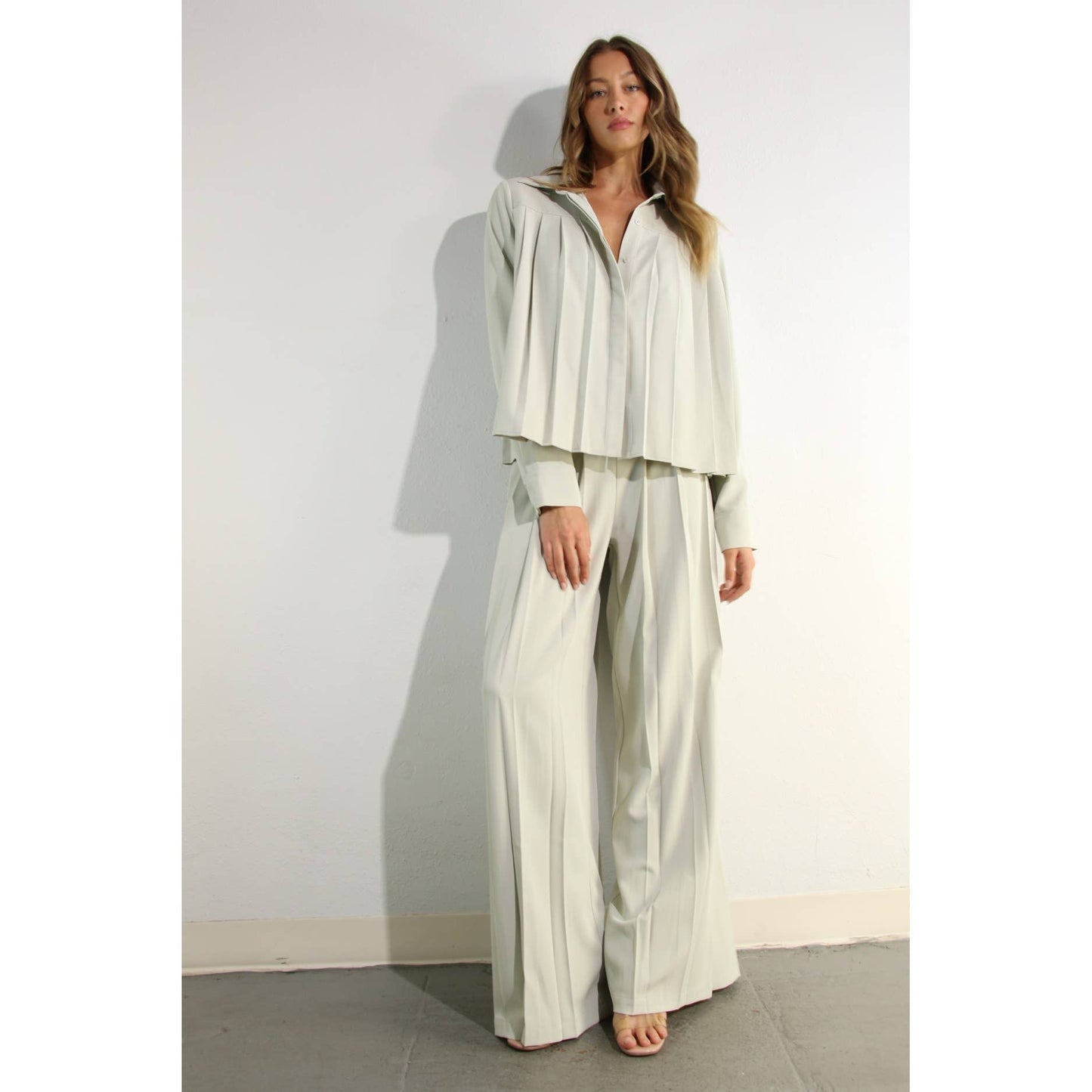 PLEATED SHIRTS AND PANTS SET