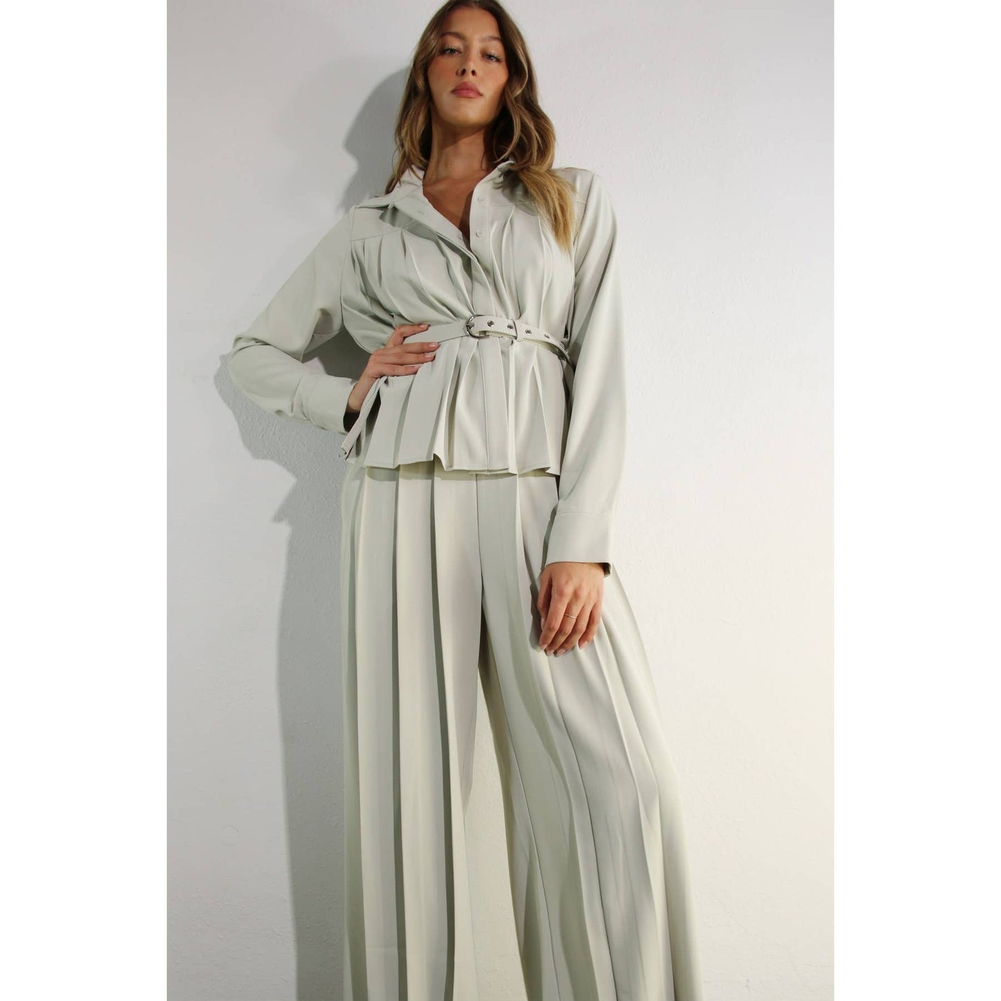 PLEATED SHIRTS AND PANTS SET