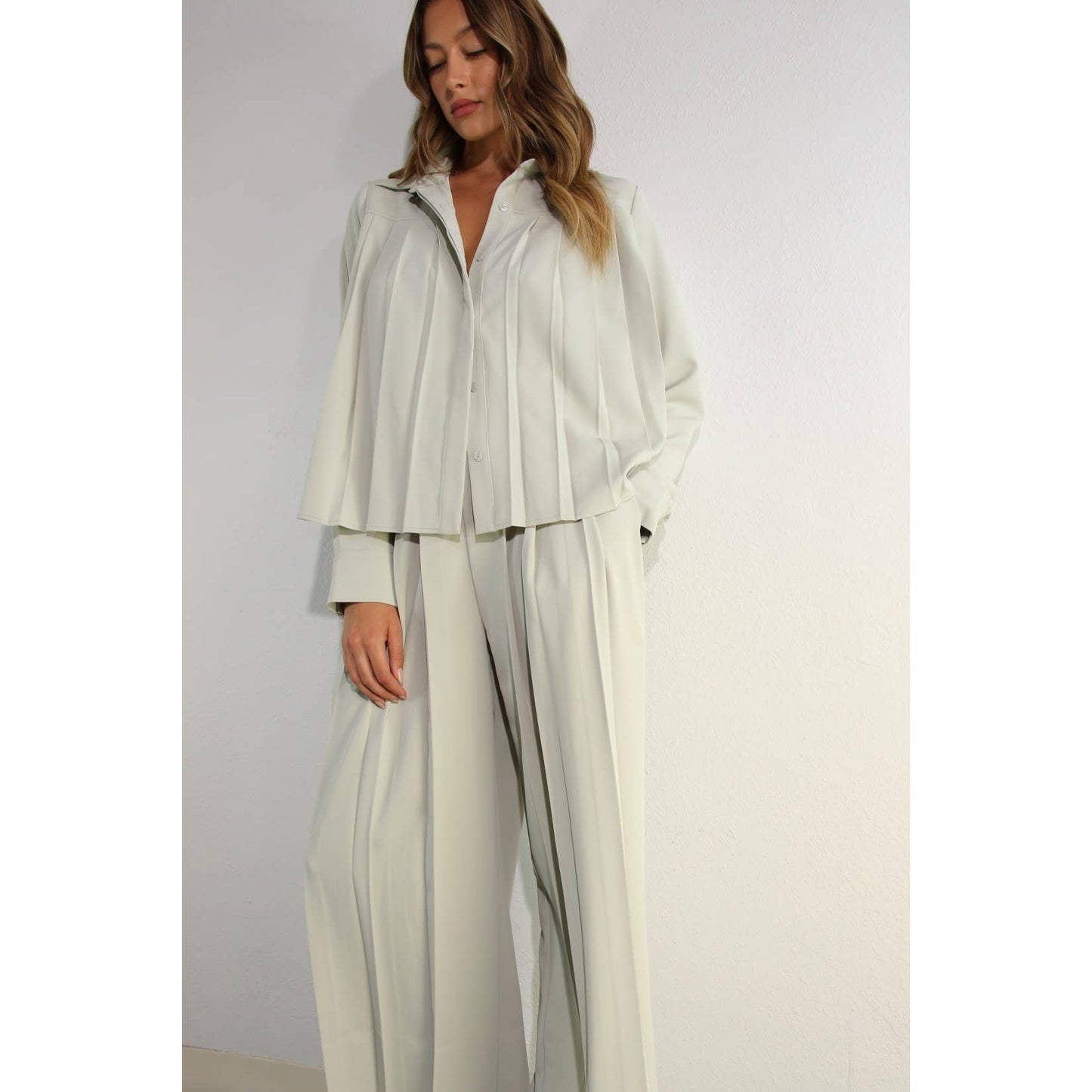 PLEATED SHIRTS AND PANTS SET
