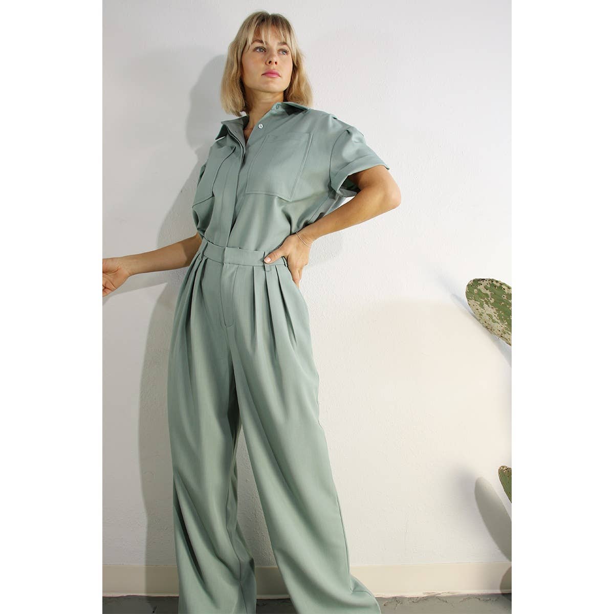 PLEATED BACK BUTTON DOWN SHIRTS TOP AND PANTS SET