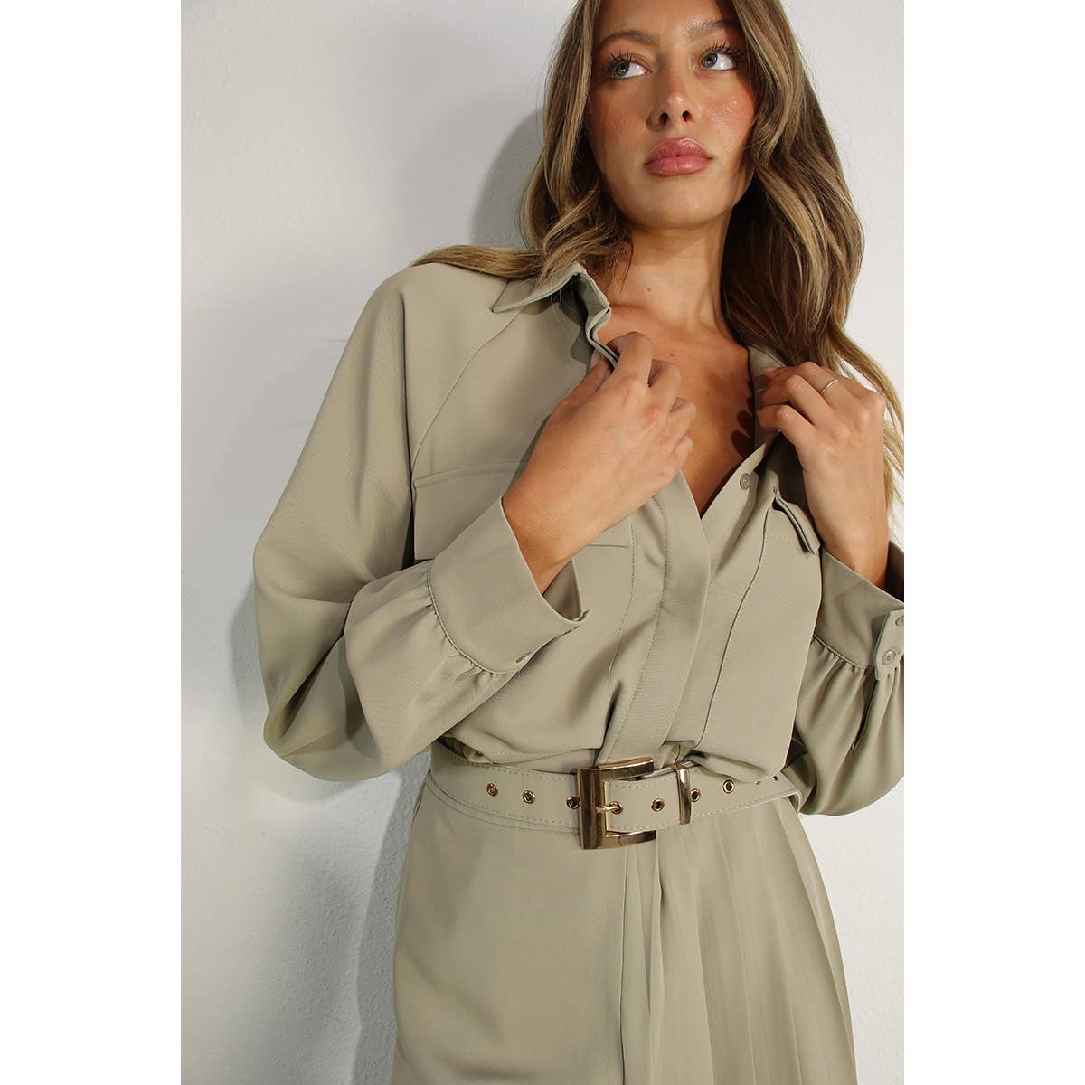 JACKET TOP AND ONE SIDE PLEATED PANTS SET